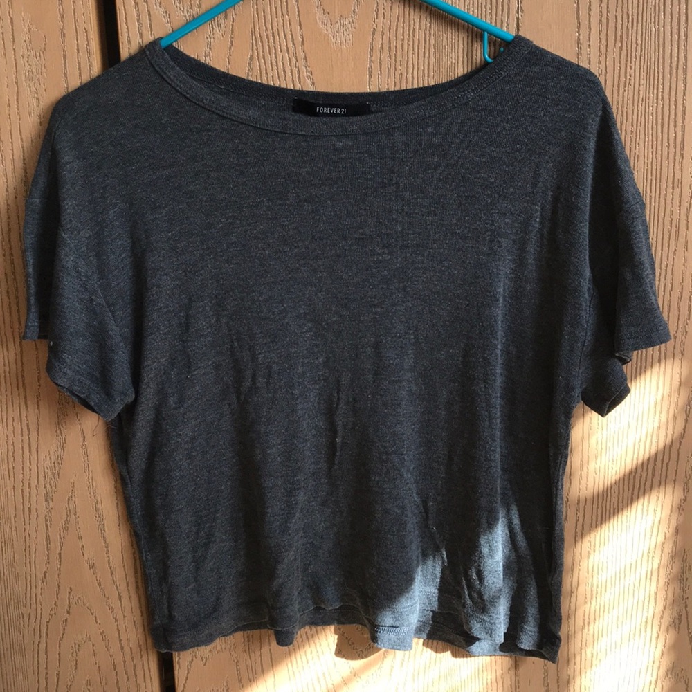 Cute crop top!